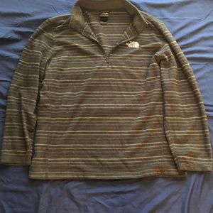 The Northface Pull Over Men Jacket XL